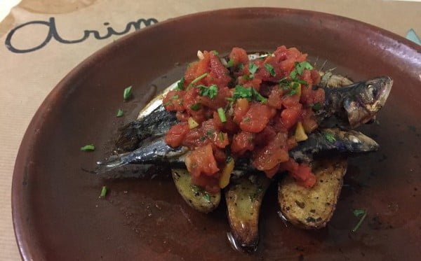 arima, restaurante, sardinas, putanesca