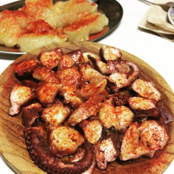 pulpo y cachelos florines