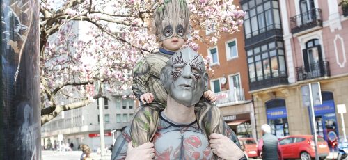 Padre e hijo en los Carnavales de Bilbao // Bilboko Udala